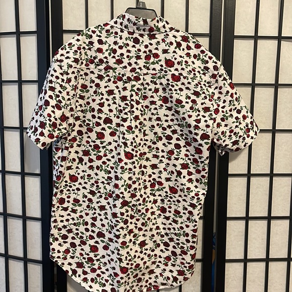 West | Men’s Rose Button Down - Picture 2 of 4